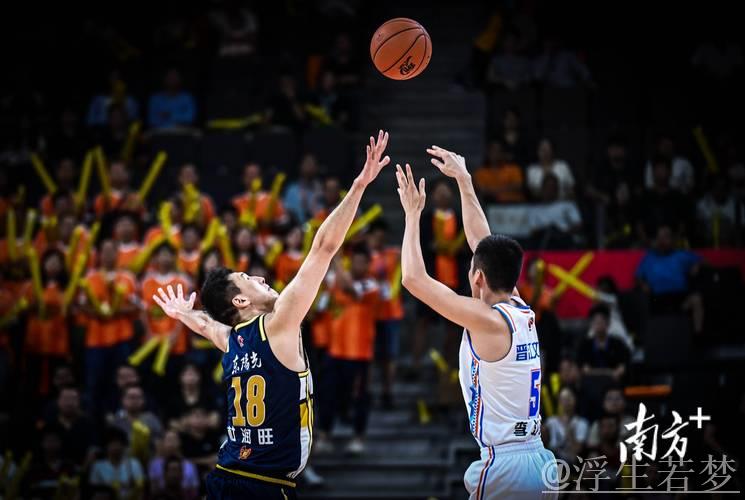 广州主场战胜福建,三分雨战队获于米提领投 广州主场战胜福建,三分雨战队获于米提领投